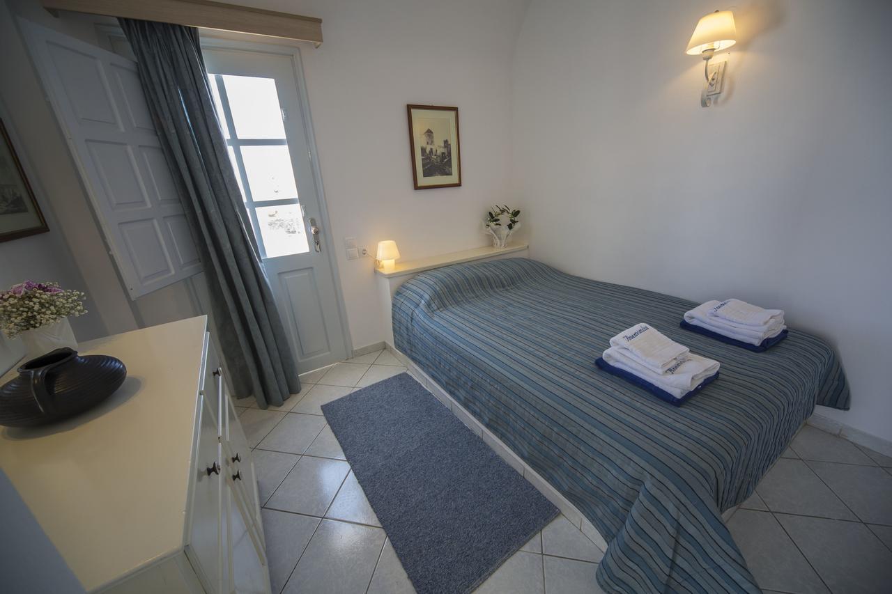 Ianthe Apartments & Villa Ія Екстер'єр фото